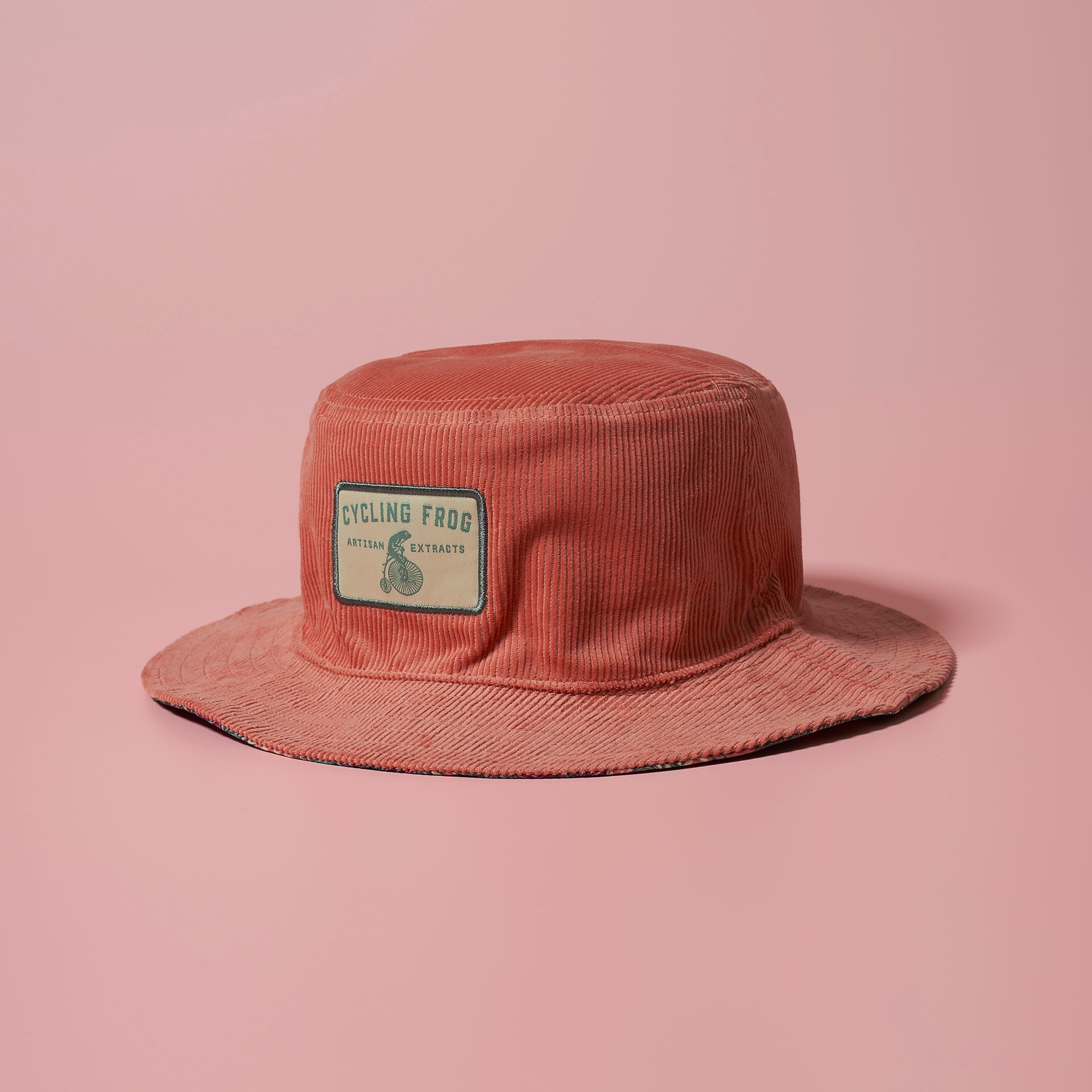 Breezy Peaks Bucket Hat