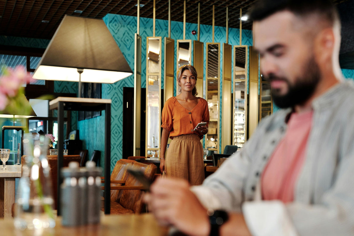 The Rise of No-Alcohol Dating: Are THC Drinks the New First-Date Icebreaker?